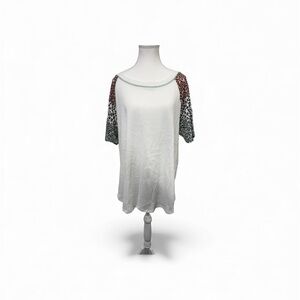 Honeyme White Tee with Black and Red Patterned Sleeves